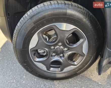 Серый Джип Ренегат, объемом двигателя 2.4 л и пробегом 168 тыс. км за 10900 $, фото 26 на Automoto.ua