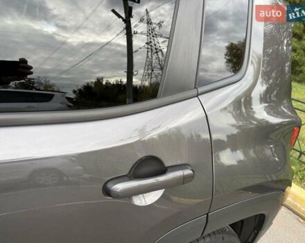 Сірий Джип Ренегат, об'ємом двигуна 2.36 л та пробігом 156 тис. км за 13200 $, фото 19 на Automoto.ua