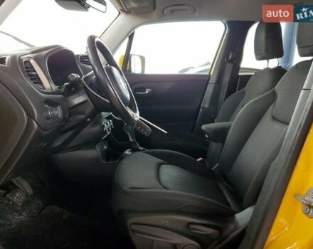 Джип Ренегат 2016 в Тернополе на Automoto.ua Серый Джип Ренегат, объемом двигателя 2.36 л и пробегом 170 тыс. км за 1300 $, фото 6 на Automoto.ua