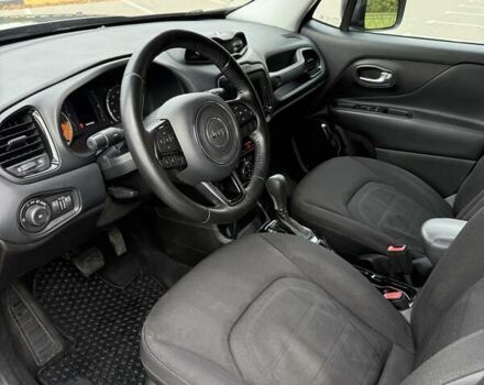 Сірий Джип Ренегат, об'ємом двигуна 2.36 л та пробігом 156 тис. км за 13200 $, фото 12 на Automoto.ua