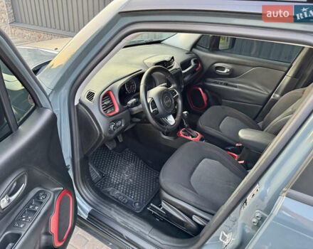 Серый Джип Ренегат, объемом двигателя 2.36 л и пробегом 232 тыс. км за 14700 $, фото 10 на Automoto.ua