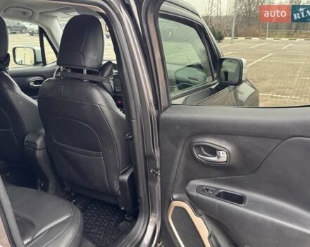 Серый Джип Ренегат, объемом двигателя 2.36 л и пробегом 233 тыс. км за 12900 $, фото 19 на Automoto.ua