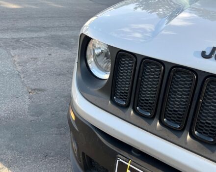 Серый Джип Ренегат, объемом двигателя 2.4 л и пробегом 106 тыс. км за 13490 $, фото 6 на Automoto.ua