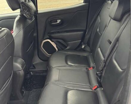 Серый Джип Ренегат, объемом двигателя 2.36 л и пробегом 233 тыс. км за 12900 $, фото 15 на Automoto.ua