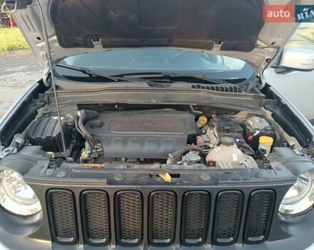 Джип Ренегат 2017 в Полтаве на Automoto.ua Серый Джип Ренегат, объемом двигателя 2.4 л и пробегом 109 тыс. км за 14650 $, фото 39 на Automoto.ua