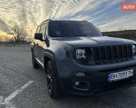 Серый Джип Ренегат, объемом двигателя 2.36 л и пробегом 97 тыс. км за 15000 $, фото 3 на Automoto.ua