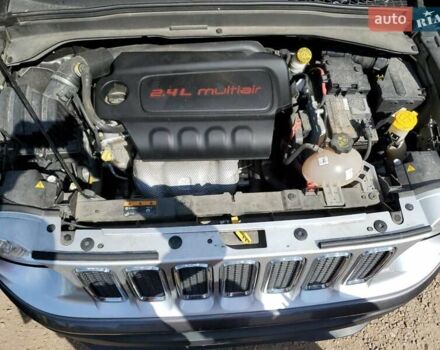 Сірий Джип Ренегат, об'ємом двигуна 2.36 л та пробігом 97 тис. км за 1700 $, фото 11 на Automoto.ua