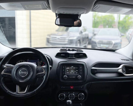 Серый Джип Ренегат, объемом двигателя 2.4 л и пробегом 153 тыс. км за 14600 $, фото 10 на Automoto.ua