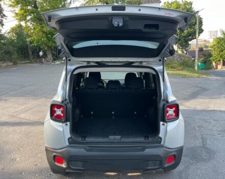 Серый Джип Ренегат, объемом двигателя 2.4 л и пробегом 106 тыс. км за 13490 $, фото 16 на Automoto.ua