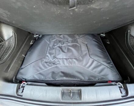 Серый Джип Ренегат, объемом двигателя 2.4 л и пробегом 106 тыс. км за 13490 $, фото 22 на Automoto.ua