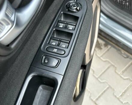 Серый Джип Ренегат, объемом двигателя 2.36 л и пробегом 73 тыс. км за 14400 $, фото 19 на Automoto.ua