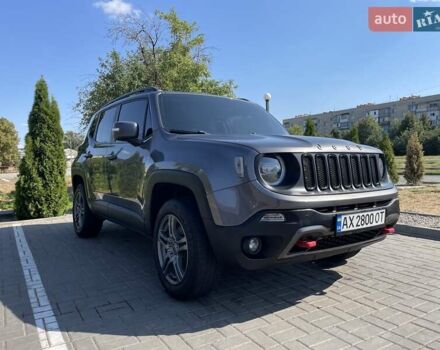 Серый Джип Ренегат, объемом двигателя 2.36 л и пробегом 105 тыс. км за 15000 $, фото 10 на Automoto.ua