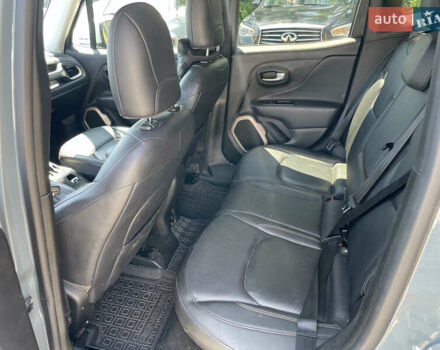 Сірий Джип Ренегат, об'ємом двигуна 2.4 л та пробігом 84 тис. км за 14300 $, фото 6 на Automoto.ua