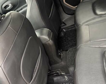 Серый Джип Ренегат, объемом двигателя 2.36 л и пробегом 233 тыс. км за 12900 $, фото 21 на Automoto.ua