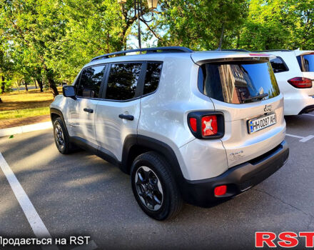 Серый Джип Ренегат, объемом двигателя 2.4 л и пробегом 168 тыс. км за 11999 $, фото 3 на Automoto.ua