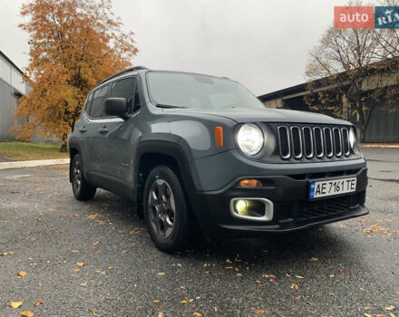 Серый Джип Ренегат, объемом двигателя 2.4 л и пробегом 133 тыс. км за 12900 $, фото 1 на Automoto.ua