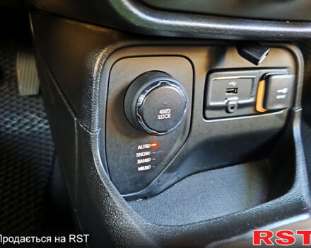 Серый Джип Ренегат, объемом двигателя 2.4 л и пробегом 168 тыс. км за 11999 $, фото 12 на Automoto.ua