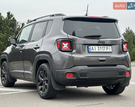 Сірий Джип Ренегат, об'ємом двигуна 2.36 л та пробігом 53 тис. км за 13200 $, фото 9 на Automoto.ua