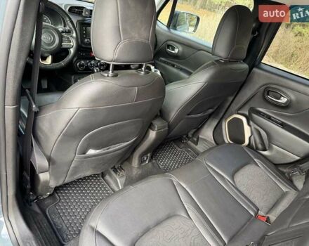 Серый Джип Ренегат, объемом двигателя 2.36 л и пробегом 72 тыс. км за 15334 $, фото 9 на Automoto.ua