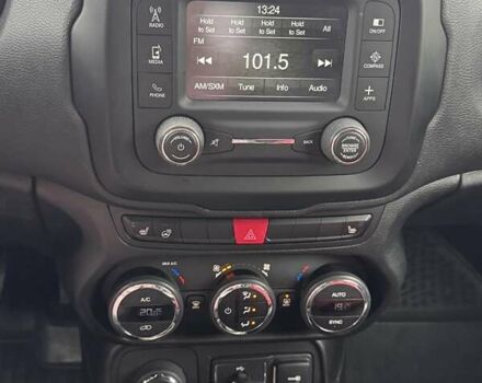 Серый Джип Ренегат, объемом двигателя 2.36 л и пробегом 233 тыс. км за 12900 $, фото 48 на Automoto.ua