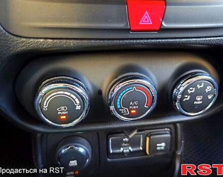 Серый Джип Ренегат, объемом двигателя 2.4 л и пробегом 168 тыс. км за 11999 $, фото 11 на Automoto.ua