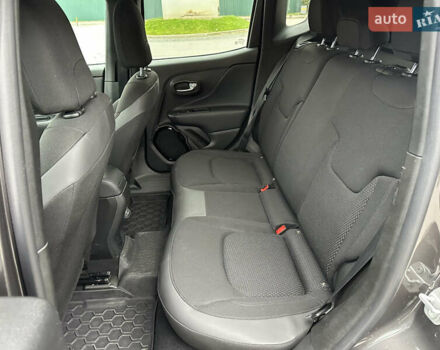 Сірий Джип Ренегат, об'ємом двигуна 2.36 л та пробігом 53 тис. км за 13200 $, фото 19 на Automoto.ua