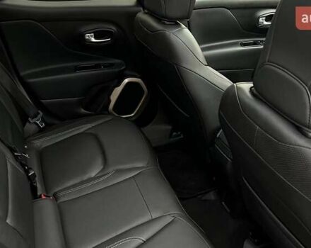 Джип Ренегат 2017 в Львове на Automoto.ua Серый Джип Ренегат, объемом двигателя 1.96 л и пробегом 80 тыс. км за 16900 $, фото 46 на Automoto.ua