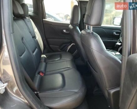 Сірий Джип Ренегат, об'ємом двигуна 2.36 л та пробігом 97 тис. км за 1700 $, фото 2 на Automoto.ua