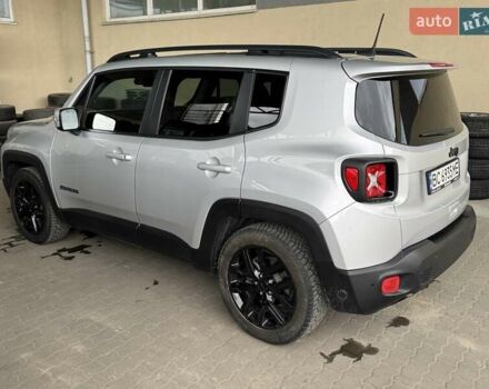 Серый Джип Ренегат, объемом двигателя 2.36 л и пробегом 158 тыс. км за 14500 $, фото 3 на Automoto.ua