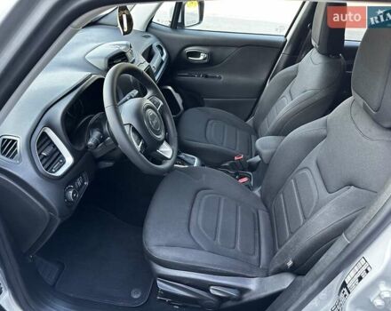 Серый Джип Ренегат, объемом двигателя 2.36 л и пробегом 72 тыс. км за 13500 $, фото 8 на Automoto.ua