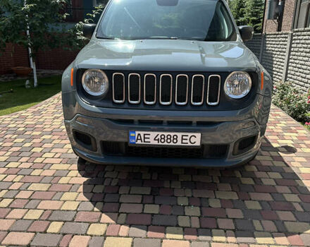 Сірий Джип Ренегат, об'ємом двигуна 2.36 л та пробігом 70 тис. км за 16500 $, фото 4 на Automoto.ua