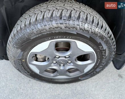 Серый Джип Ренегат, объемом двигателя 2.36 л и пробегом 211 тыс. км за 11300 $, фото 16 на Automoto.ua