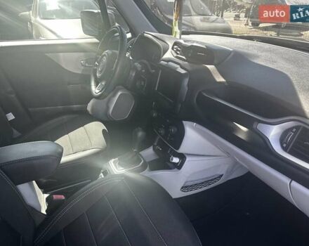 Серый Джип Ренегат, объемом двигателя 2.36 л и пробегом 133 тыс. км за 12700 $, фото 2 на Automoto.ua