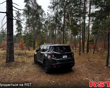 Серый Джип Ренегат, объемом двигателя 2.4 л и пробегом 56 тыс. км за 16200 $, фото 7 на Automoto.ua