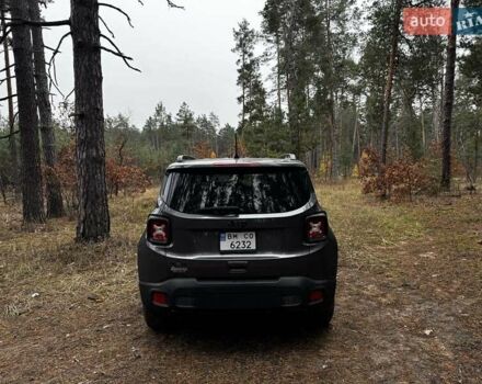 Сірий Джип Ренегат, об'ємом двигуна 2.4 л та пробігом 57 тис. км за 16200 $, фото 5 на Automoto.ua