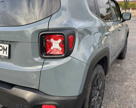 Джип Ренегат 2018 в Киеве на Automoto.ua Серый Джип Ренегат, объемом двигателя 2.36 л и пробегом 117 тыс. км за 14800 $, фото 8 на Automoto.ua