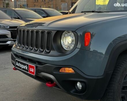 Серый Джип Ренегат, объемом двигателя 2.4 л и пробегом 79 тыс. км за 10990 $, фото 8 на Automoto.ua