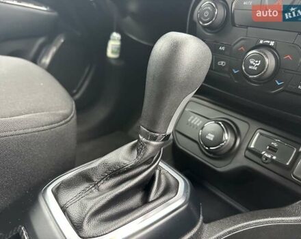 Серый Джип Ренегат, объемом двигателя 2.36 л и пробегом 105 тыс. км за 15999 $, фото 54 на Automoto.ua