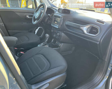 Серый Джип Ренегат, объемом двигателя 2.36 л и пробегом 110 тыс. км за 14100 $, фото 15 на Automoto.ua