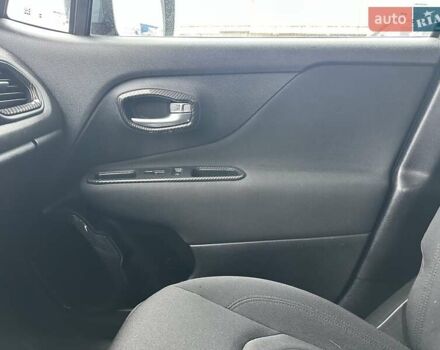 Серый Джип Ренегат, объемом двигателя 2.36 л и пробегом 105 тыс. км за 15999 $, фото 40 на Automoto.ua