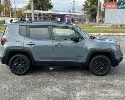Джип Ренегат 2018 в Киеве на Automoto.ua Серый Джип Ренегат, объемом двигателя 2.36 л и пробегом 117 тыс. км за 14800 $, фото 6 на Automoto.ua