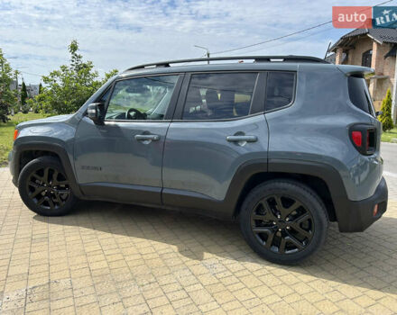Серый Джип Ренегат, объемом двигателя 2.36 л и пробегом 21 тыс. км за 15200 $, фото 4 на Automoto.ua