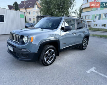 Серый Джип Ренегат, объемом двигателя 2.36 л и пробегом 211 тыс. км за 11300 $, фото 1 на Automoto.ua