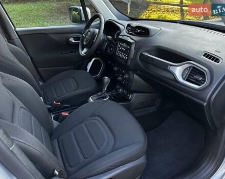 Серый Джип Ренегат, объемом двигателя 2.36 л и пробегом 72 тыс. км за 13500 $, фото 15 на Automoto.ua