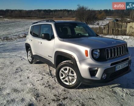 Серый Джип Ренегат, объемом двигателя 2.36 л и пробегом 66 тыс. км за 1700 $, фото 3 на Automoto.ua