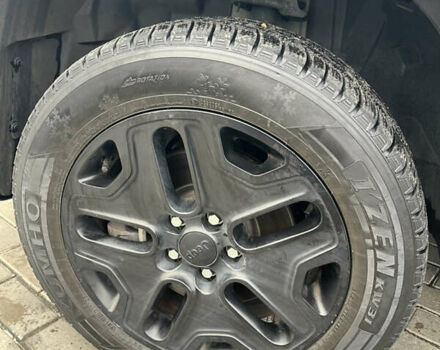 Серый Джип Ренегат, объемом двигателя 2.36 л и пробегом 155 тыс. км за 12500 $, фото 12 на Automoto.ua