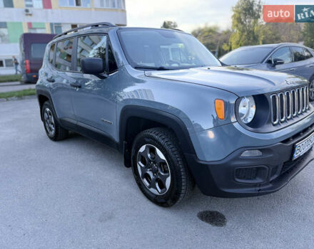 Серый Джип Ренегат, объемом двигателя 2.36 л и пробегом 211 тыс. км за 11300 $, фото 7 на Automoto.ua