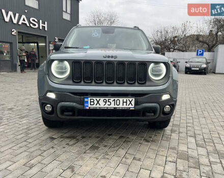 Серый Джип Ренегат, объемом двигателя 2.36 л и пробегом 155 тыс. км за 12500 $, фото 14 на Automoto.ua