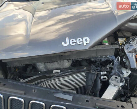 Сірий Джип Ренегат, об'ємом двигуна 2.36 л та пробігом 127 тис. км за 7300 $, фото 11 на Automoto.ua