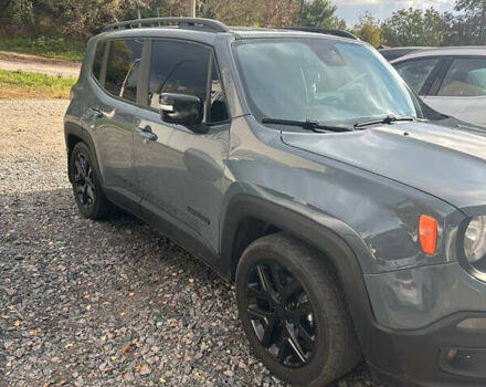 Джип Ренегат 2018 у Києві на Automoto.ua Сірий Джип Ренегат, об'ємом двигуна 2.36 л та пробігом 220 тис. км за 10500 $, фото 5 на Automoto.ua